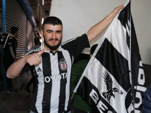 Beşiktaş Çarşı Van Derneği’nin derbi sevinci
