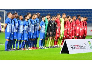 Spor Toto Süper Lig: Kasımpaşa: 0 - Antalyaspor: 0 (Maç devam ediyor)