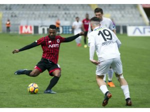 Spor Toto Süper Lig: Gençlerbirliği: 0 - TM Akhisarspor: 1 (İlk yarı)