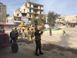 ÖSO Afrin’de bir mahallede kontrolü sağladı