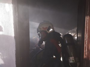 Siirt’te bir evde yangın çıktı