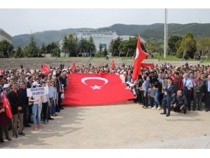 Mustafa Kemal Üniversitesinden Afrin Zaferi yürüyüşü
