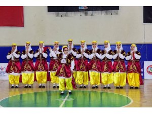 Osmaniye’de halk oyunları yarışması