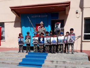 Minik öğrenciler Çanakkale ve Afrin şehitlerini andı