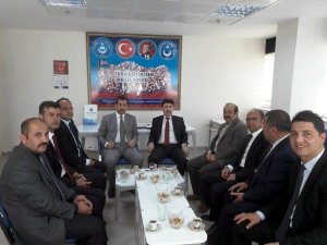 Rektör Karacoşkun’dan Türk Eğitim Sen’i ziyaret etti