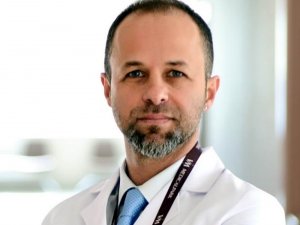 Kalp ve Damar Cerrahisi Uzmanı Opr. Dr. Tolga Önder: "Varis oluşumunu engellemek için spor yapın"