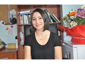 Didem Deniz; “Mehmet Aslantuğ Hülya Avşar polemiğinde görüldüğü gibi kadına zararı en çok kadınlar veriyor”