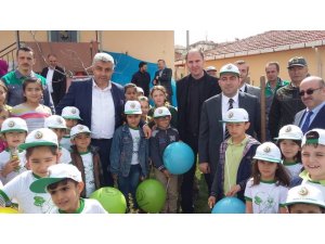 Hisarcık köy okulunda fidan dikme şenliği