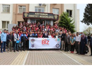 Adıyaman’dan İstanbul ve Çanakkale’ye 100 öğrenci uğurlandı