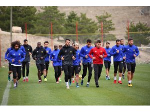 Evkur Yeni Malatyaspor’da Aytaç Kara’ya ceza verilmedi