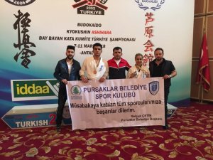 Budokaido Kyokushın Ashıhara Şampiyonası’nda Pursaklar 3 madalya kazandı