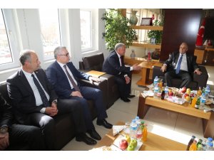 Bakan Fakıbaba’dan Başkan Özkan’a Ziyaret