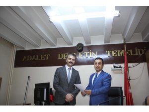 AK Parti İl Başkanı Doğanay, mazbatasını aldı