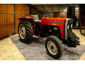 Yerli Türk traktör üretildi