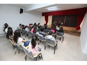 Van Büyükşehir Belediyesinden eğitime destek