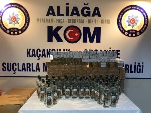 İzmir’de kaçak sigara ve içki operasyonu