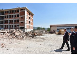 Gölpazarı Anadolu İmam Hatip Lisesi ve pansiyon binası inşaatı devam ediyor