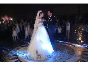 Diyarbakır’da siyaset ve iş dünyasını buluşturan düğün