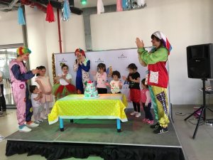 Çocuklar doğum gününü Nissara AVM’de kutladı