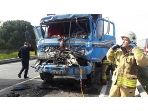Hadımköy’de sıkışmalı trafik kazası
