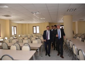 Başkan Karaosmanoğlu, Orhangazi semt konağını gezdi