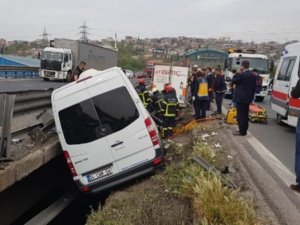 TEM'deki kazada vali ve kaymakamların eşleri yaralandı