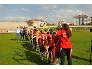 Akşehir Spor Olimpik Okçuluk Takımı hazırlıklarını sürdürüyor