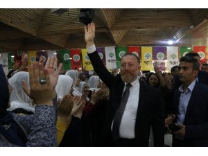 HDP seçim startını Mersin’den verdi