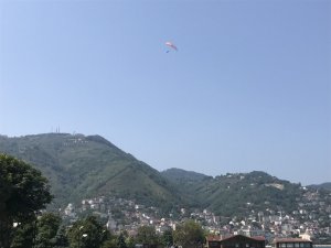 Boztepe’den yamaç paraşütü serbest