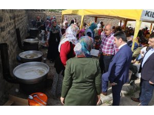 Yavuzlu’da "Yağmur Duası" ve "Ziyarete Çıkma" geleneği sürdürülüyor