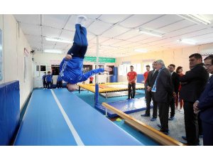 Başkan Karaosmanoğlu, “Spor sağlıklı yaşamın en önemli aracıdır”