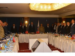 İçişleri Bakanı Soylu Ağrı’da ‘Bölge Güvenlik Toplantısı’na katıldı