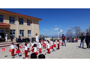 Ölüçülü Köyü okulunda 23 Nisan kutlaması