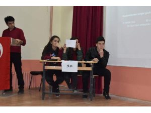Aslanapa Anadolu Lisesi’nde bilgi yarışması