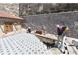 Ankara Büyükşehir Belediyesi restorasyon çalışmalarını sürdürüyor