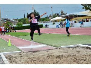 Okullararası Atletizm Küçükler Grup Müsabakaları Adana’da tamamlandı
