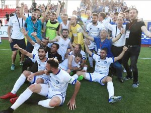 'Dadaşlar'ın play-off'ta final sevinci