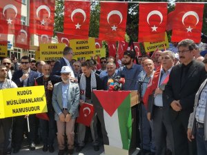 MHP Milletvekili Aday Adayı Taşcı vatandaşlara Cumhur ittifakını anlatıyor