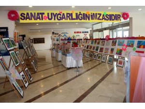 İhlas Koleji’nde renkler dile geldi