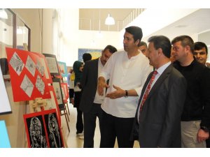 Siirt’te geleneksel resim sergisi açıldı