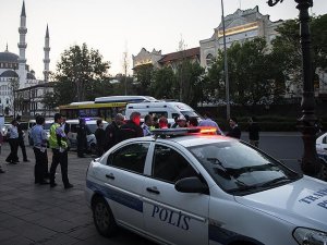 Başkentte kimlik soran sivil polise saldırı