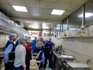 Yenişehir Belediyesinden 2 bin kişiye sıcak yemek