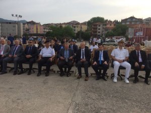 Bartın Üniversitesi öğrencileri tekne yaptı