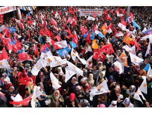 AK Parti Van milletvekili adaylarına coşkulu karşılama
