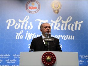 Cumhurbaşkanı Erdoğan, polis teşkilatıyla iftarda buluştu