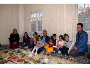 Vali Toprak, Korkmaz ailesiyle birlikte iftar yaptı