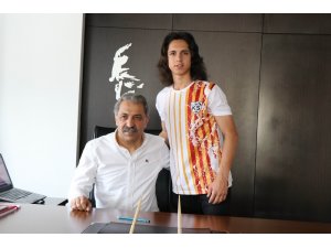 Kayserispor’un alt yapı futbolcusu PSG kampına davet edildi