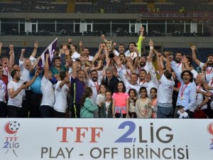 Afjet Afyonspor kupasını aldı