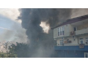 Samsun’da evlerin yakınına ulaşan yangın korkuttu