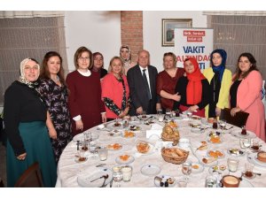 Başkan Tiryaki iftar buluşmalarını sürdürüyor
